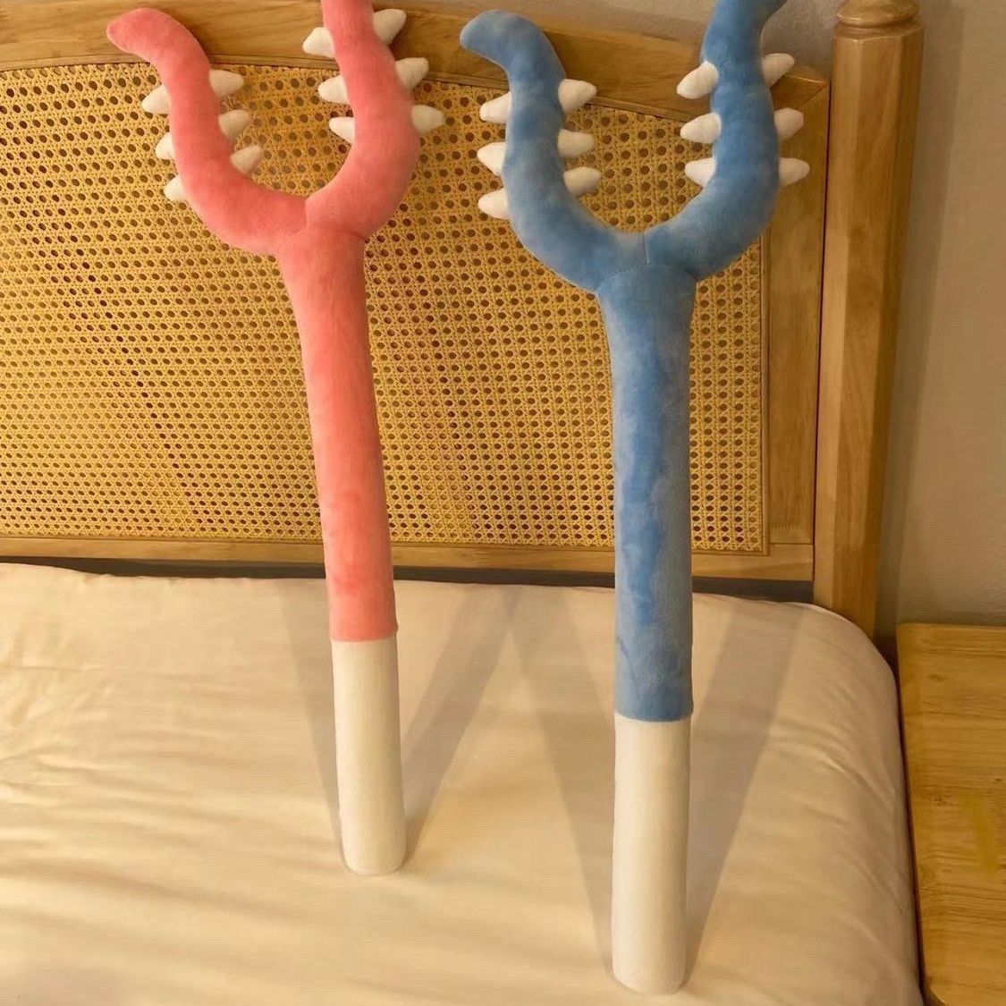 دمية شييكوا قطيفة بطول 70 سم ع - مراجعة Cat Toys وسعره